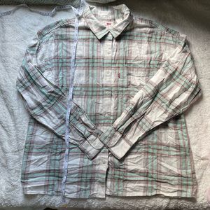 NEW Levi’s women’s flannel